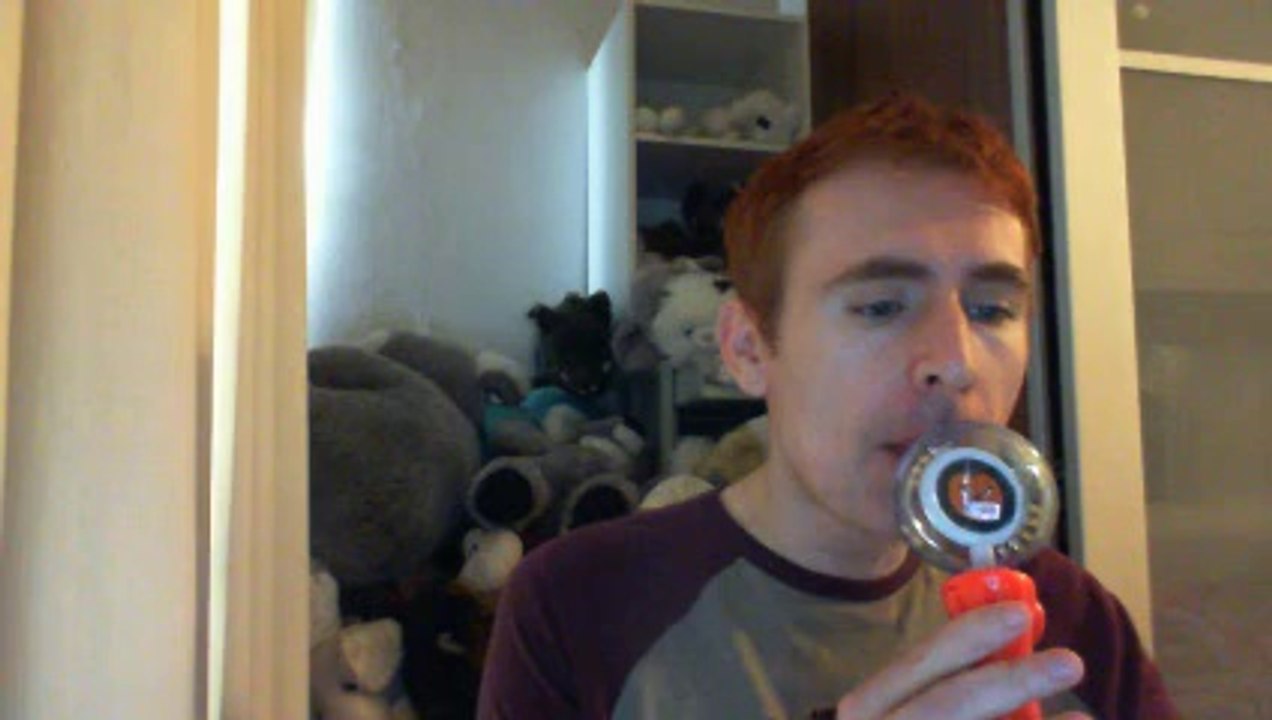 Wiwi égratigne "seule" de Michèle Torr