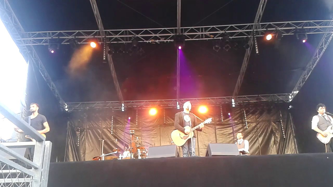 Oldelaf - je mange @Mâcon le 20/06/14