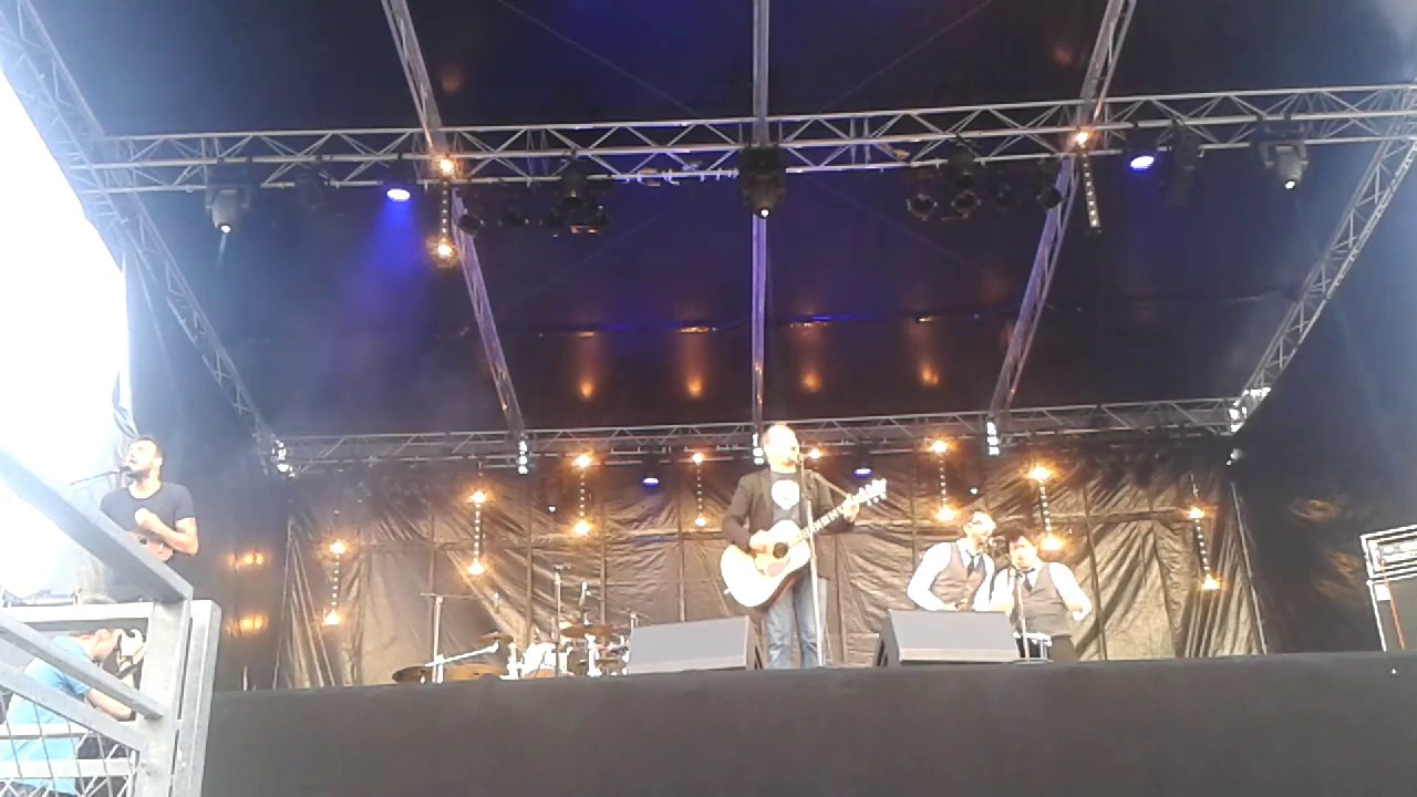 Oldelaf - La peine de mort  @Mâcon le 20/06/14