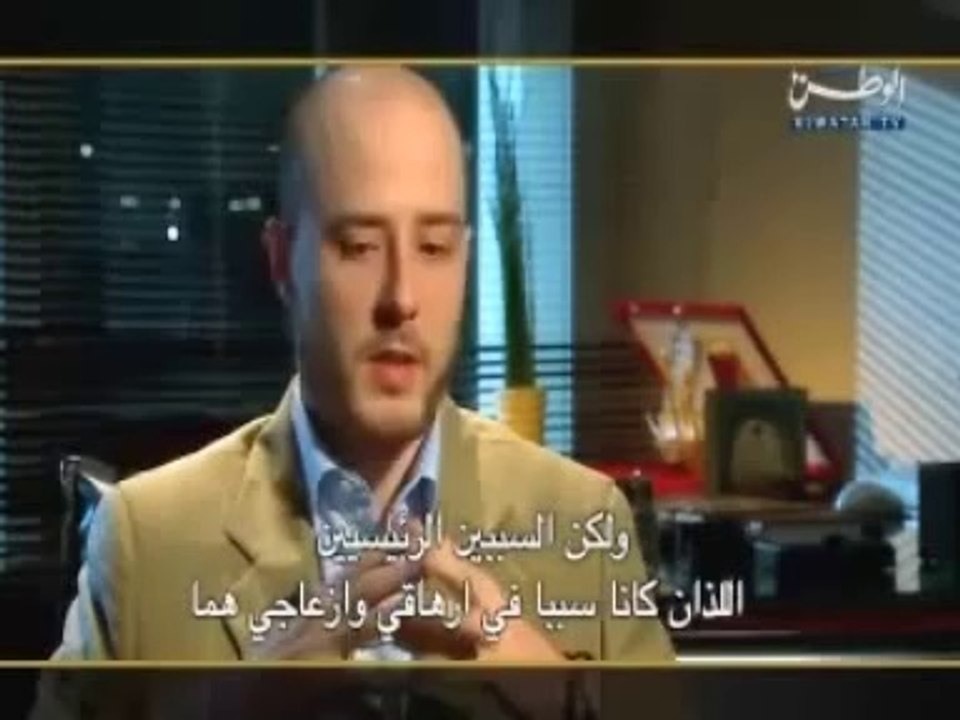 Professeur Américain converti après avoir lu 1 seul verset du Saint Coran!!