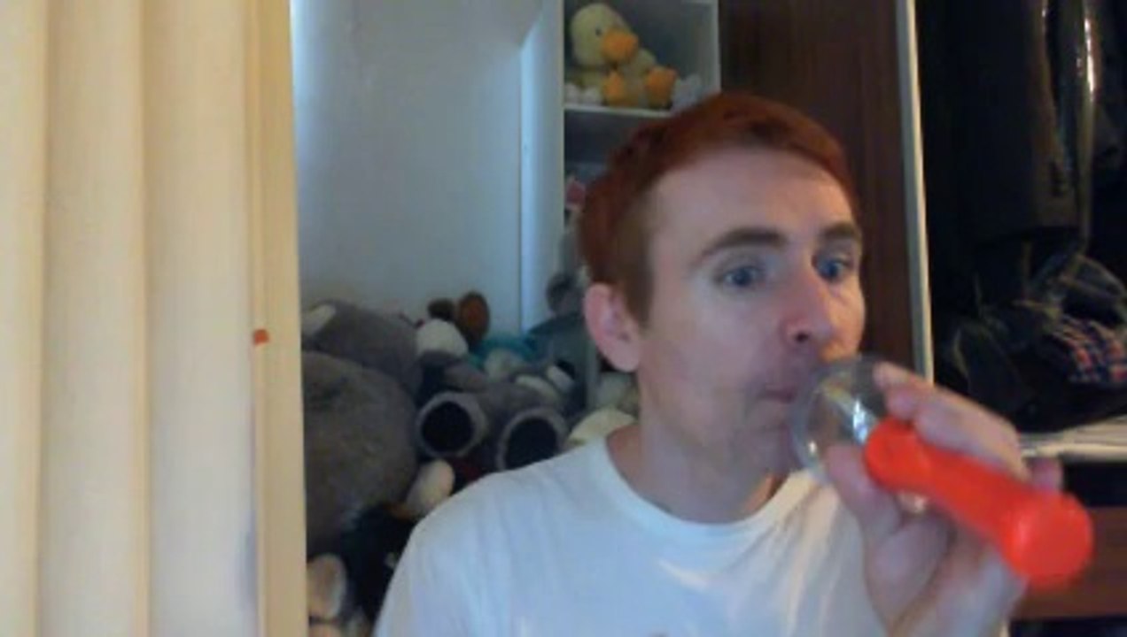 Wiwi égratigne "feel me flow" de Naughty By Nature