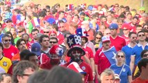 Dutch fans celebrate 2-0 win over Chile in World Cup