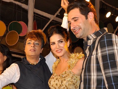 Sunny Leone Walks The Ramp For Rohit Varma