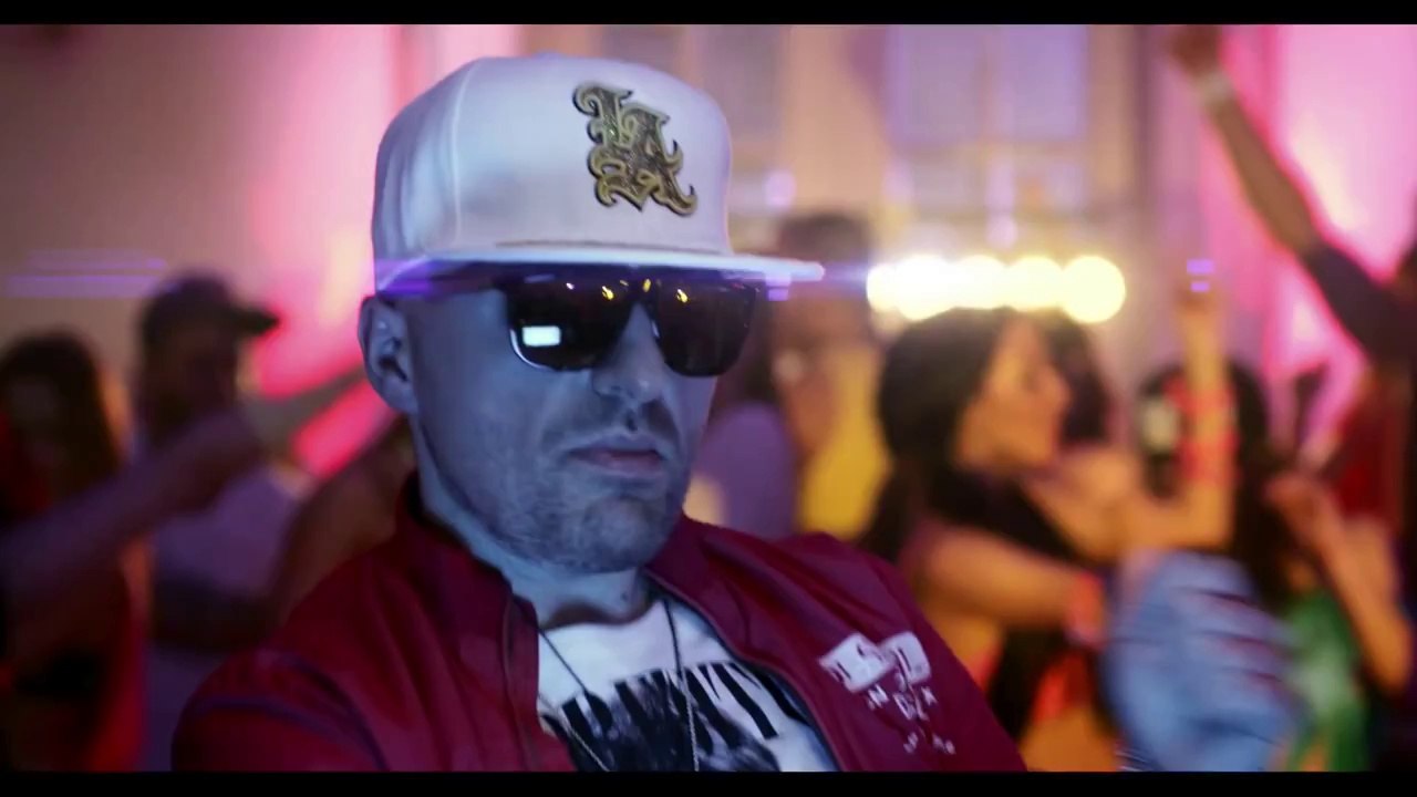 ANDREA - CHUPA SONG (Chupacabra) ft COSTI - Official Video HD