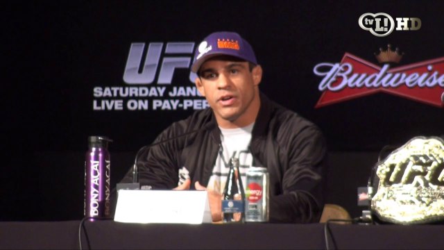 Vitor Belfort provoca Vasco na coletiva do UFC