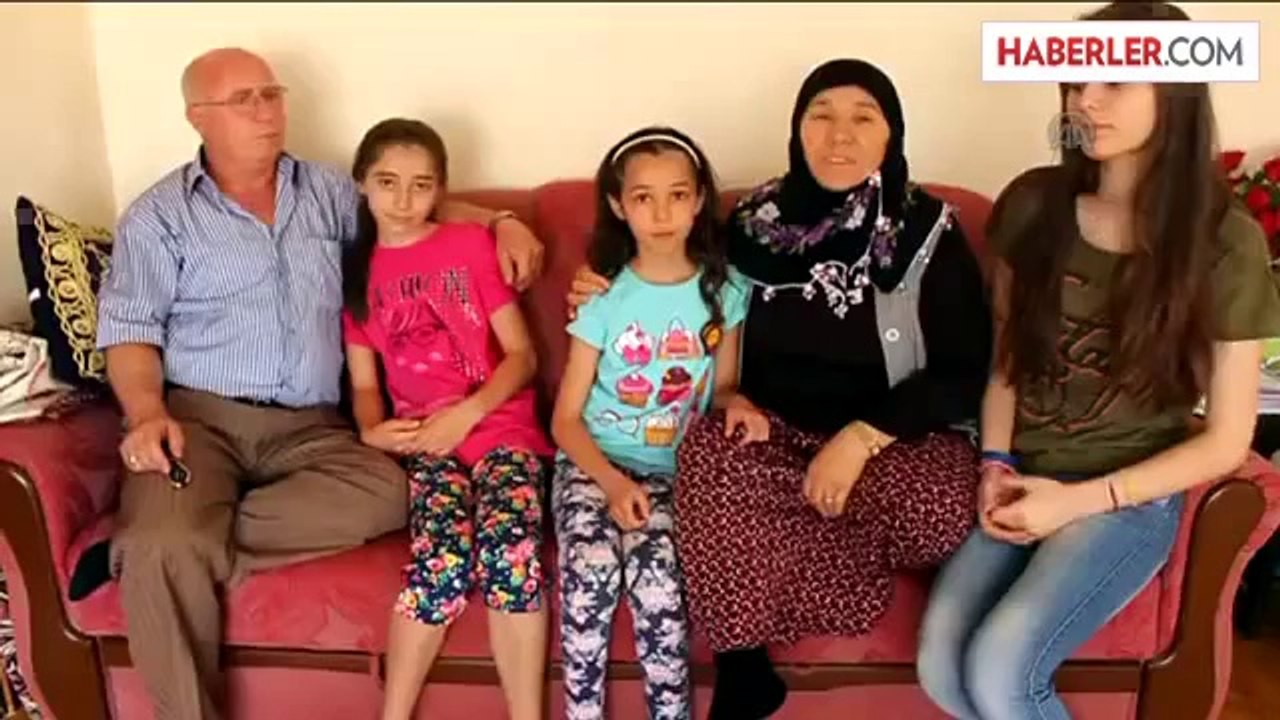 IŞİD tarafından rehin alınan Coşkun'un anne ve babası -