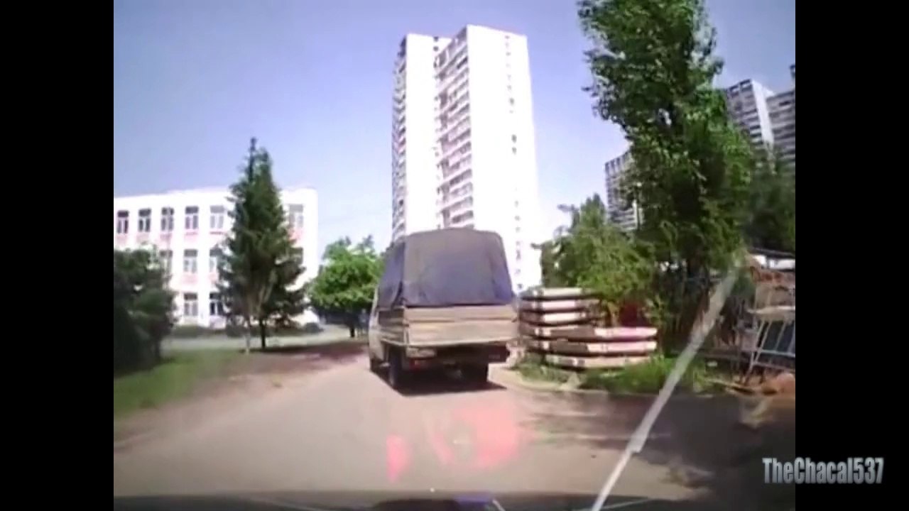 Car Crashes Compilation - June 2014