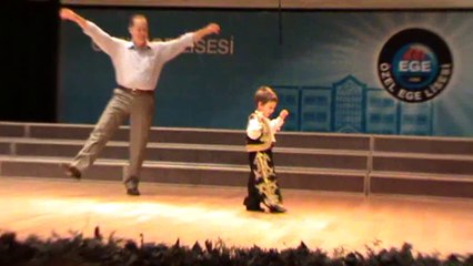 EFELERİN EFESİ; ATA EFESİ...