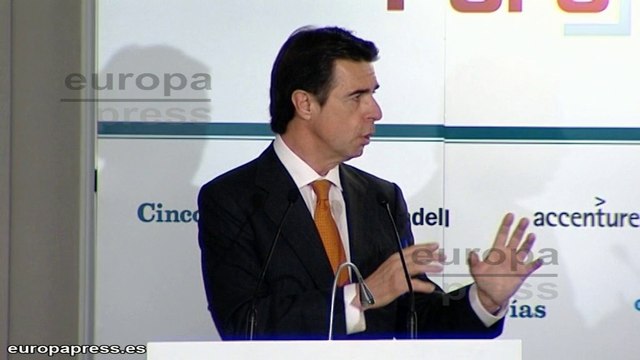 Soria pronostica devoluciones en el recibo de la luz