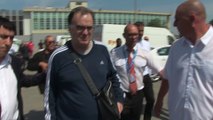 L'arrivée de Marcelo Bielsa à l'aéroport Marseille-Provence