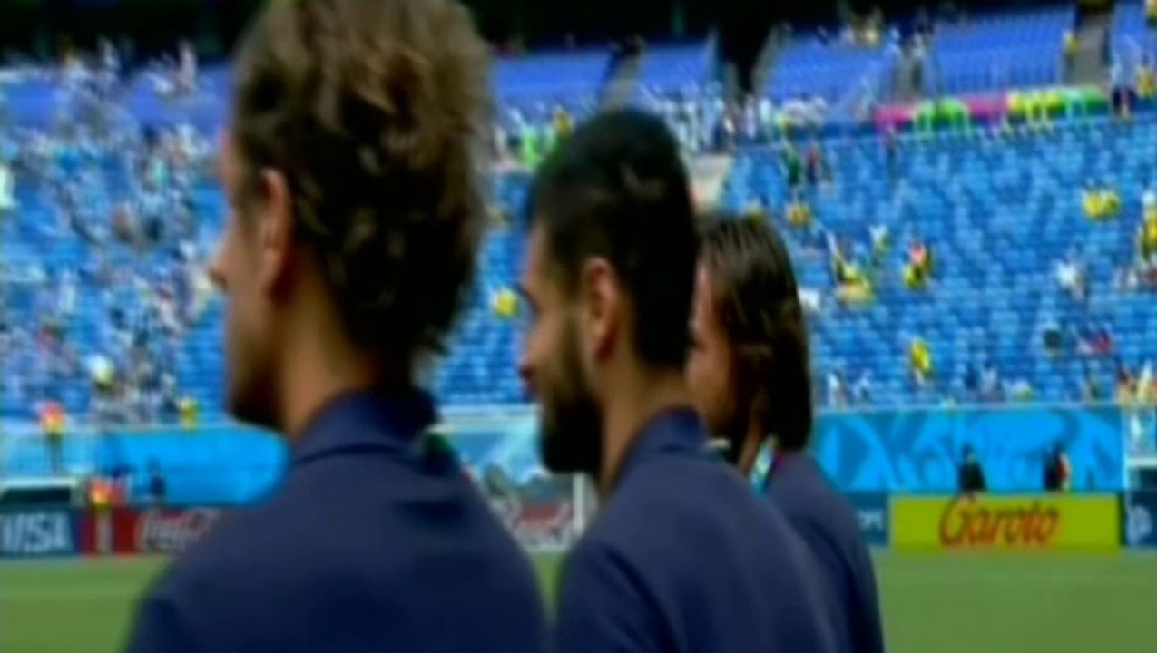 أجواء ما قبل مباراة إيطاليا وأوروجواي المصيرية