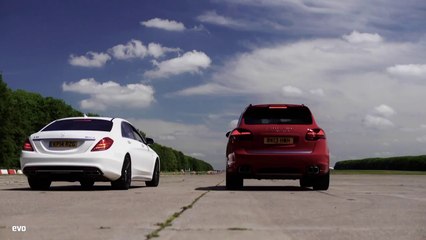 Download Video: Mercedes S63 AMG vs. Porsche Cayenne Turbo S - Drag Battle