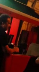 Rehman Malik insulted by a Pakistani Boy