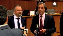 Alleanze euroscettiche: Farage ha il suo gruppo, Le Pen non ci riesce