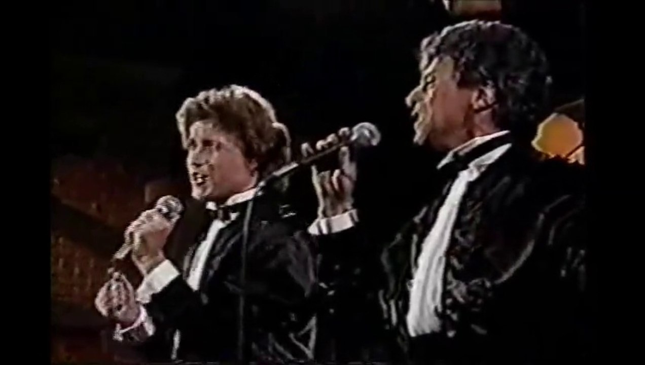 Andy Gibb & Frankie Valli Grease video Dailymotion