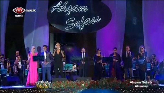 Ayşe İnak Ekiz-Avuçlarımda Hala Sıcaklığın Var