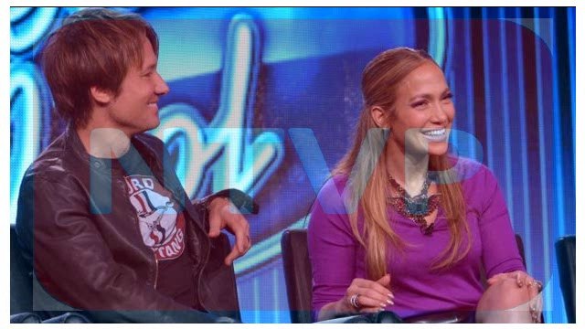 Jennifer López seguirá como jurado en American Idol