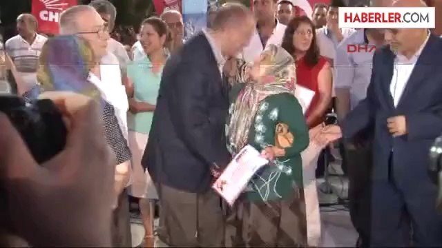 CHP Genel Sekreteri Gürsel Tekin, İzmir'de Seçim Çalışmalarına Katılan Partililere Teşekkür Belgesi...