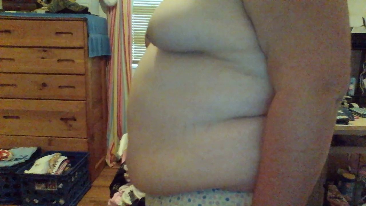 fat jiggling