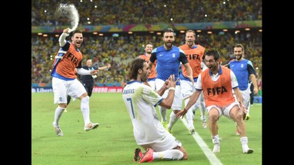 Grécia garante classificação nos acréscimos