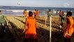 Fluminense treina na praia em Macaé com a presença da torcida
