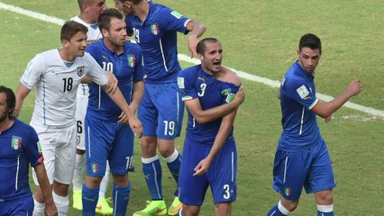 Mondial-2014 - Uruguay: Suarez montre les dents et risque gros