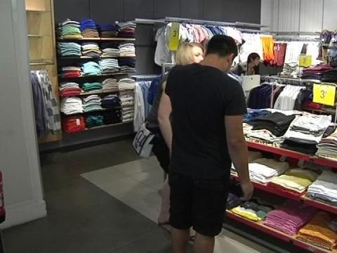 Les serial shoppeur font des repérages avant le coup d'envoi des soldes - 25/06