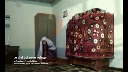 Лола Каримова-Тилляева и Тимур Тилляев во время презентации узбекского фильма Паризод в Париже.