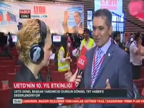 Röportajlar: UETD Fransa Koordinatör Ziya Bayındır, Kadın Kol Bşk Emine Saman, Yrdclar Özlem Kaplan, Ahmet Aras, Süleyman Yaşar, Dursun Döngel, Uğur Demir, Gn Bşk Yrdc Metin Şirin, Kurucu Üyeler Bayram Çekici, Yalçın Şimşek, AKParti İst.Mv. Metin Külünk