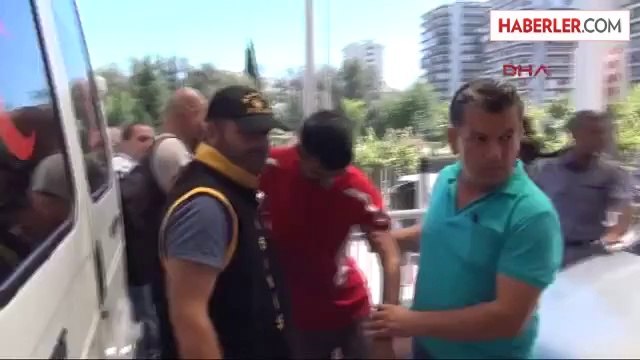 18 Yaşındaki Gencin Kar Maskeli Katil Zanlısı Yakalandı