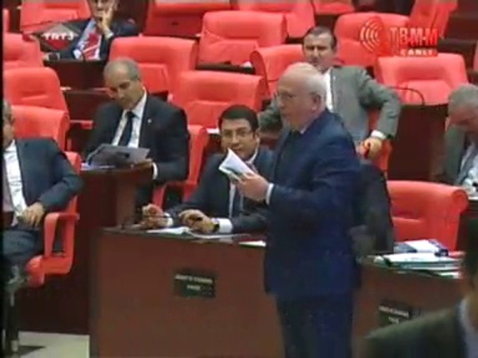 Kamer GENÇ TBMM Başkanlık Divanına hakaret Ediyor, Siz Temsilen Oturduğunuz makamdan sadece Sayrediyorsunuz Sayın Güldal MUMCU - Mustafa ELİTAŞ