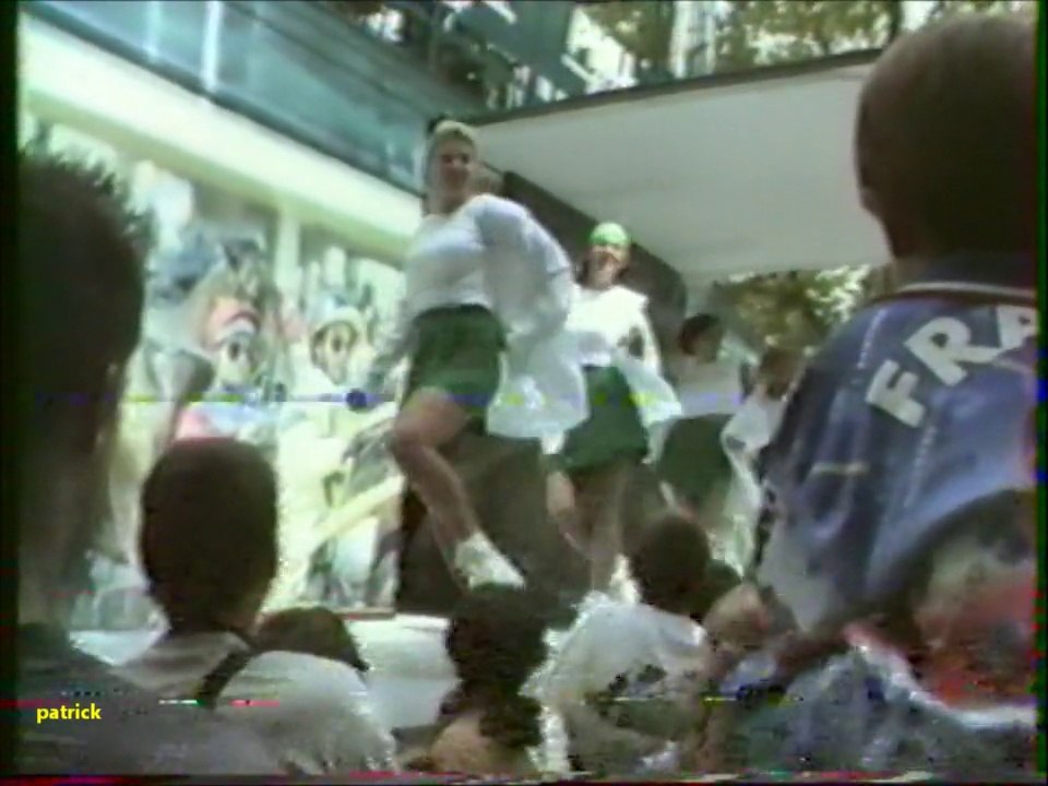 Tour de France 1999 St-Etienne spectacle animation PMU
