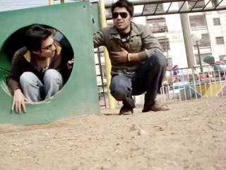 Annoying Banda  by 3 Idiotzz - 3 Idiots Hammad Kashan FaisaL