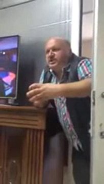 Israrla Dünyanın Düz Olduğunu İddia Eden Dayı