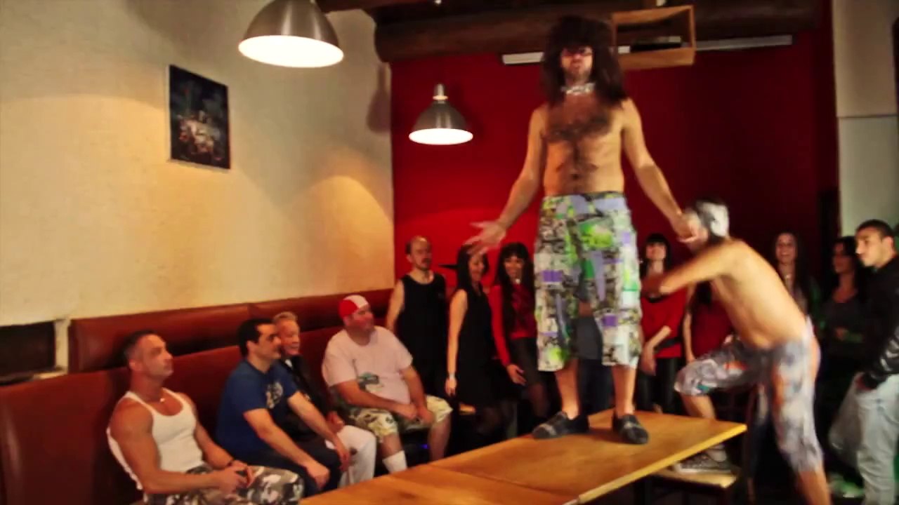 PARODIE L-M-F-A-O par MARCO PAOLO _t'es pas sexy et nous oui!_