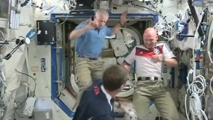 US and German astronauts talk about upcoming match between their countries