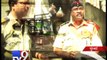 Brave security guard foils bid to rob ATM cash van, Mumbai - Tv9 Gujarati