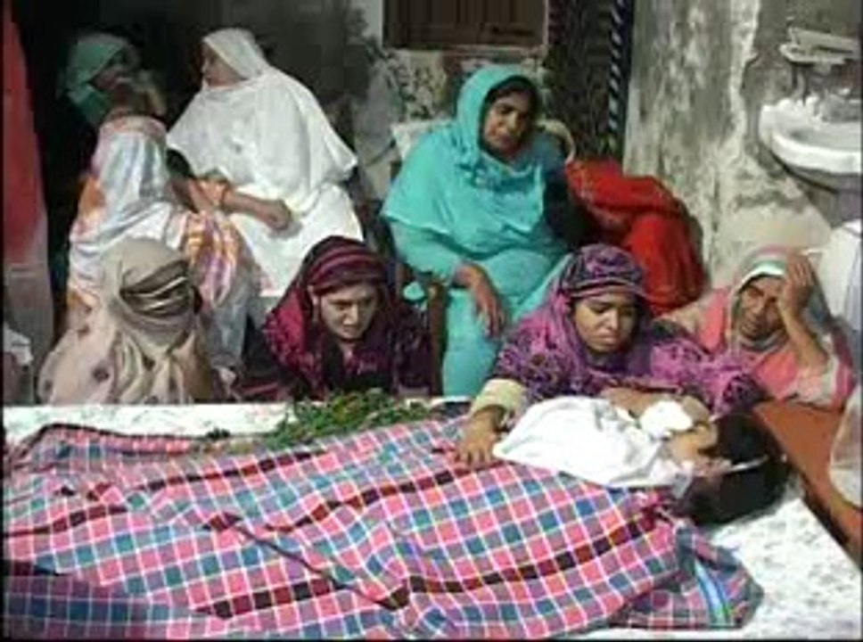 asim_butt_Seven_Sister_s_Only_Brother_Died_from_Dengue--PKG_Final