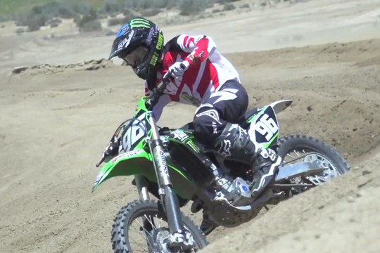 Monster Energy presents DIRT SHARK- MC & AXELL #LurkinLow - MX