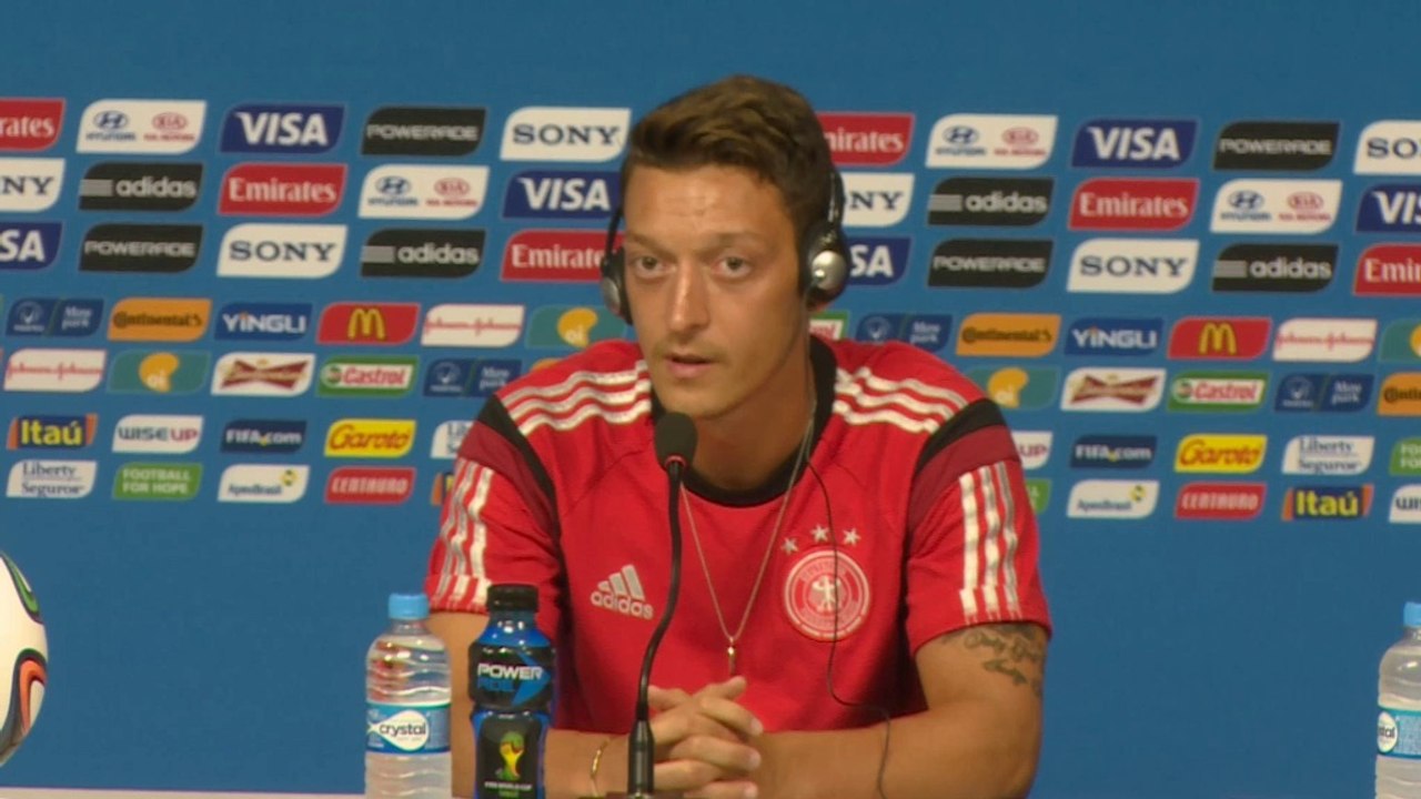 Özil: 'Weiß, dass ich besser spielen kann'