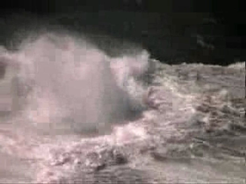 WINDSURF - Brutal Beach