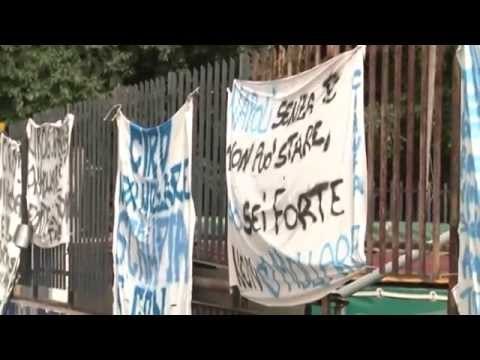 Napoli - Morte di Ciro Esposito, l'abitazione di Ciro -live- (25.06.14)