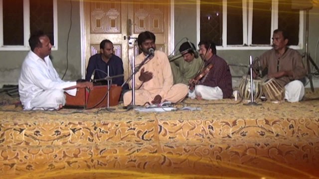 Subh Thai Kuch Aor Tewar Aor Hain Kuch Sham Men .( Poet:: Munir Anwar .. Singer:: Sajjad Gulani .. Pakistan .. Ghazal