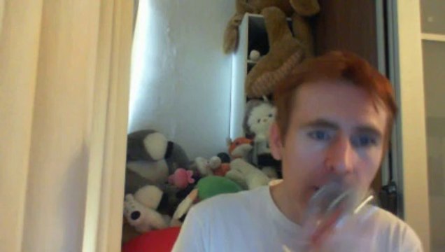 Wiwi égratigne oui oui oui oui de Sacha Distel