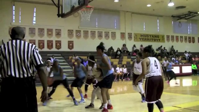Roosevelt defeats McNamara