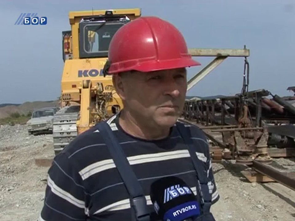 Buldozer radi kao cevopolagač, 26. jun 2014.