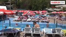 Antalya'da Sıcak Bunalttı