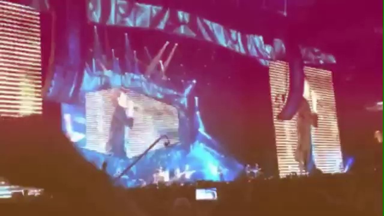 ROLLING - 14 ON FIRE