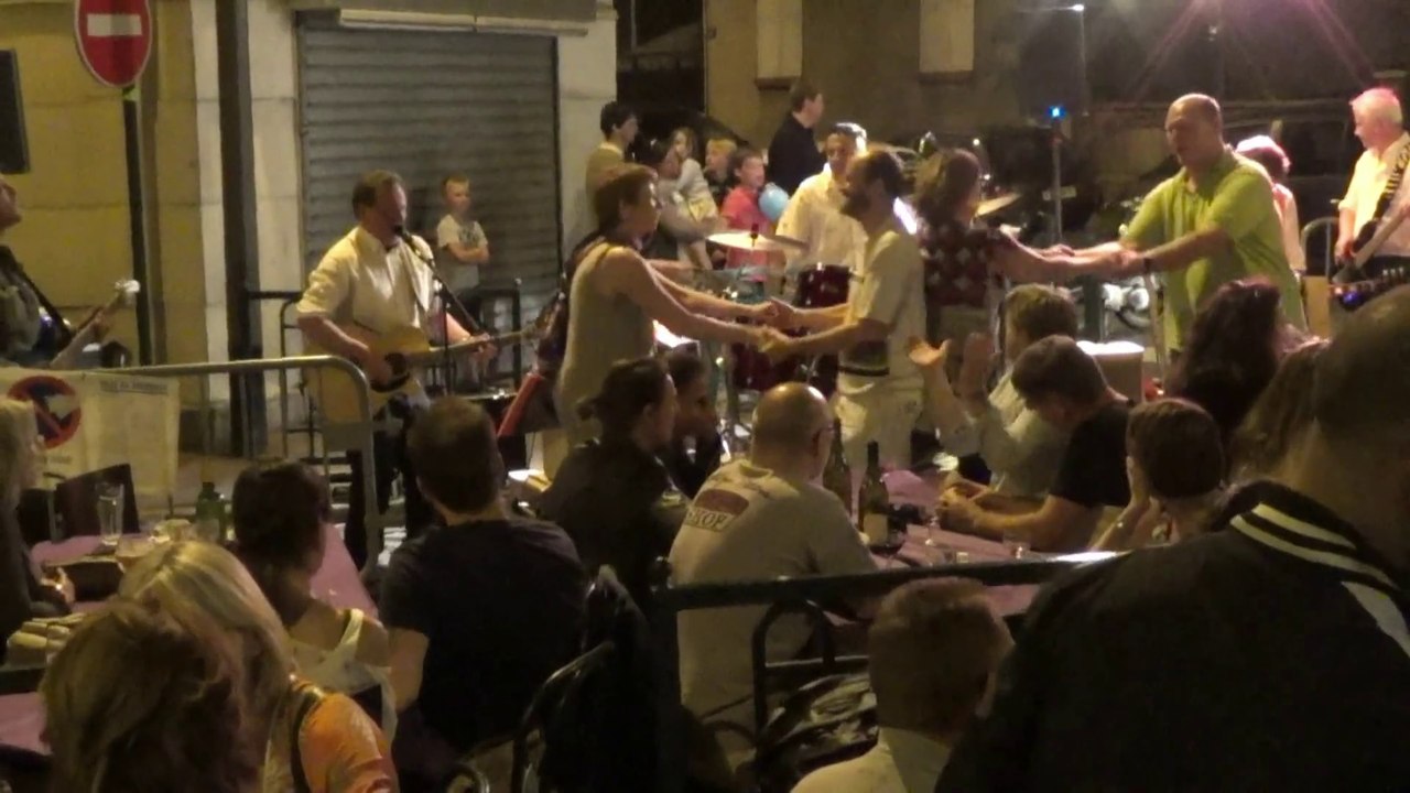 2014-06 Fete de la musique 92150 Suresnes Part2, Groupe de Rock Dunes, Max