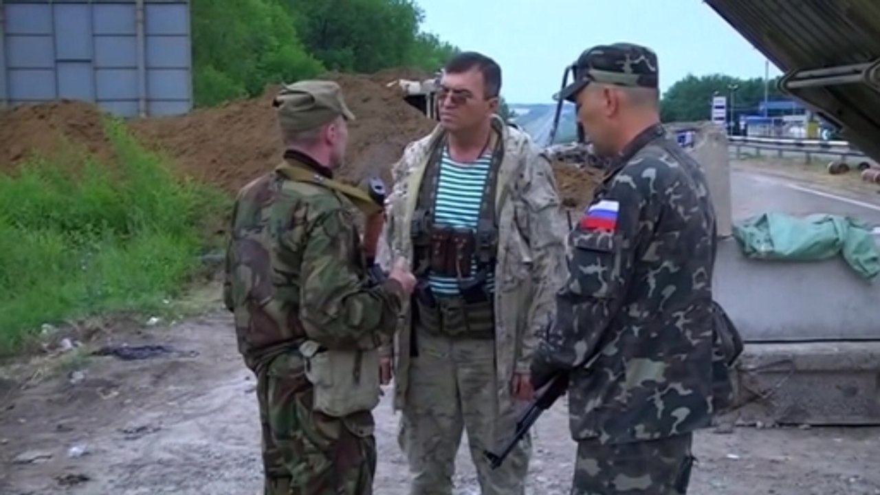 Kerry calls on Russia to push Ukraine separatists to disarm in "next hours"